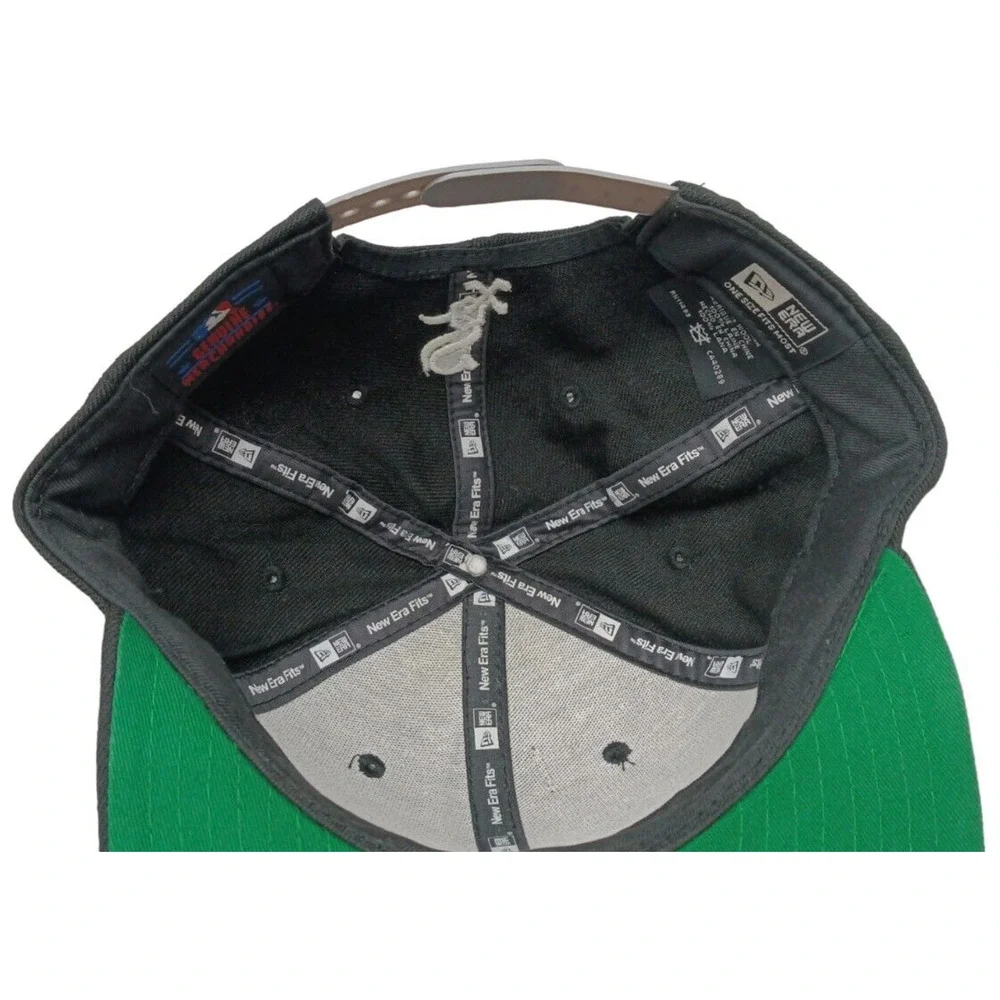 Vintage Chicago White Sox MLB hat Black‎ Spell Out Baseball Snap Back Cap